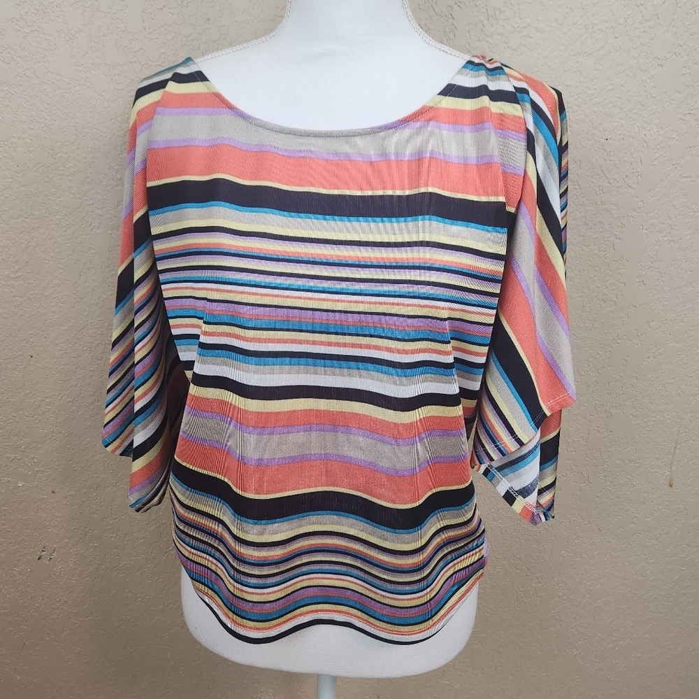 One 7 Six Striped Retro Style Crop Top Medium (7628)
